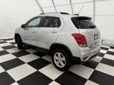 Used 2020 Chevrolet Trax LT w/ LT Convenience Package image 2