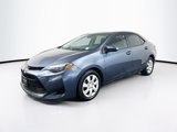 Used 2018 Toyota Corolla LE image 3