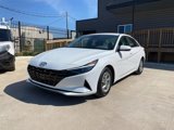 Used 2021 Hyundai Elantra SE image 2