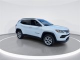 New 2025 Jeep Compass Latitude image 2