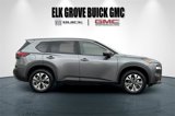 Used 2023 Nissan Rogue SV image 3