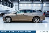 Used 2017 Chevrolet Malibu LT image 2