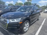 Used 2019 Audi Q5 2.0T Premium Plus w/ Premium Plus Package image 2