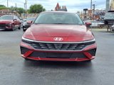 Used 2024 Hyundai Elantra Blue image 2