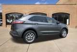 Used 2024 Ford Edge SEL image 3