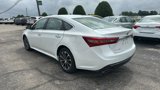 Used 2016 Toyota Avalon XLE image 3