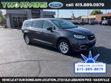 Used 2023 Chrysler Pacifica Touring-L image 2