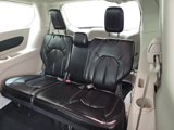 Used 2023 Chrysler Pacifica Touring-L image 4