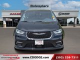 Used 2024 Chrysler Pacifica Touring-L image 2