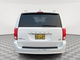 Used 2017 Dodge Grand Caravan SXT image 4