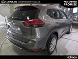 Used 2017 Nissan Rogue SV w/ SV Premium Package image 5
