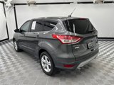 Used 2016 Ford Escape SE image 3