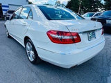 Used 2011 Mercedes-Benz E 350 4MATIC Sedan image 5