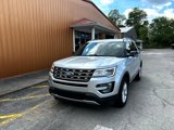 Used 2017 Ford Explorer XLT w/ Equipment Group 201A image 2