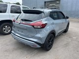 Used 2021 Nissan Kicks SR image 3