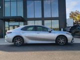 Used 2023 Toyota Camry SE image 2