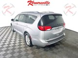Used 2018 Chrysler Pacifica Limited image 5