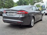 Used 2017 Ford Fusion SE image 3