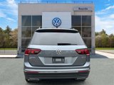 Certified 2020 Volkswagen Tiguan SE w/ Panoramic Sunroof Package image 5