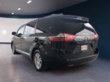 Used 2015 Toyota Sienna XLE image 3