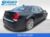 Used 2016 Chrysler 300 Limited image 4