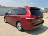 Used 2012 Toyota Sienna XLE image 3