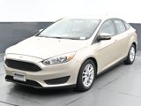 Used 2017 Ford Focus SE w/ Cold Weather Package image 3
