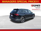 Used 2024 Volkswagen Tiguan SE image 4