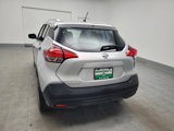 Used 2018 Nissan Kicks S image 6