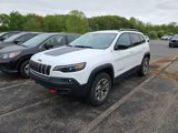 Used 2022 Jeep Cherokee Trailhawk image 3