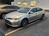 Used 2017 Toyota Avalon XLE image 3