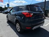 Used 2019 Ford Escape SE image 4