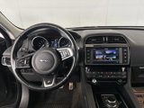 Used 2017 Jaguar F-PACE R-Sport image 3