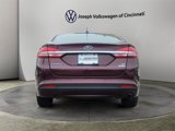 Used 2017 Ford Fusion SE w/ Fusion SE Technology Package image 4