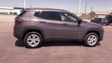 Used 2024 Jeep Compass Latitude image 2