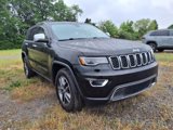 Used 2017 Jeep Grand Cherokee Limited w/ Luxury Group II image 3