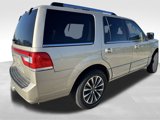 Used 2017 Lincoln Navigator Select image 3