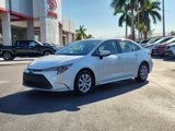 Used 2022 Toyota Corolla LE image 2