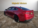 Used 2020 Ford Fusion SE w/ Equipment Group 151A image 5