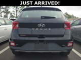 Used 2021 Hyundai Venue SEL image 4