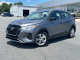 Used 2022 Nissan Kicks S image 2