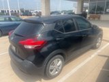 Used 2020 Nissan Kicks S image 3