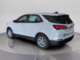 Used 2023 Chevrolet Equinox LS image 3