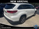 Used 2018 Toyota Highlander XLE image 2