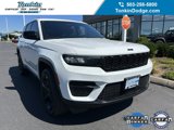 Used 2023 Jeep Grand Cherokee Altitude image 2