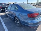 Used 2017 Volkswagen Jetta SE image 4