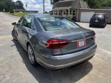 Used 2017 Volkswagen Passat 1.8T R-Line image 5