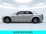 Used 2010 Chrysler 300 Touring image 2