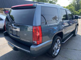 Used 2010 Cadillac Escalade Luxury image 3
