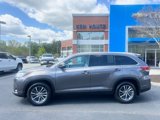 Used 2019 Toyota Highlander XLE image 2